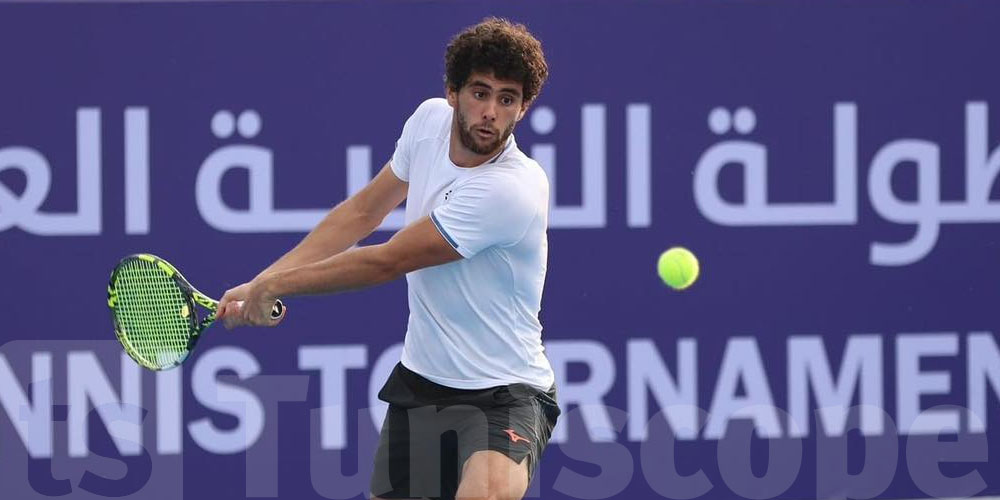 عزيز دوقاز لاعب التنس التونسي يواجه اليوم الإسباني دانيال رينكون